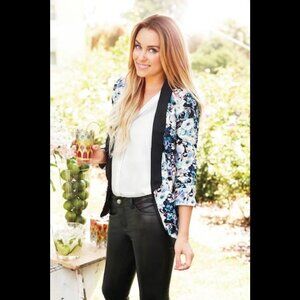 LC Lauren Conrad Floral blazer jacket purple, pink, blue, black size 2